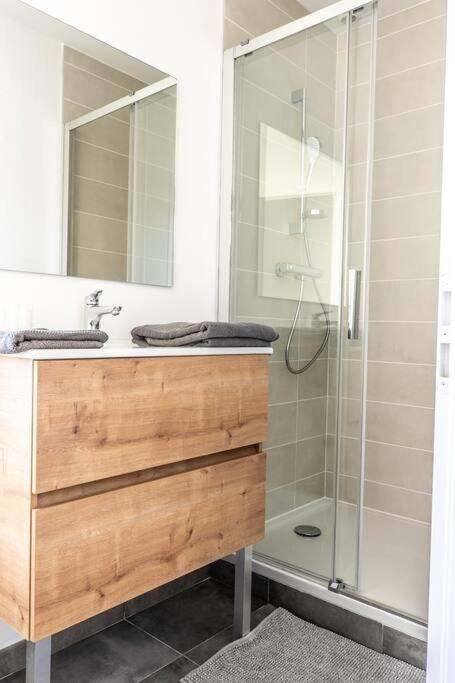 T2 Le Miredames Apartman Castres  Kültér fotó